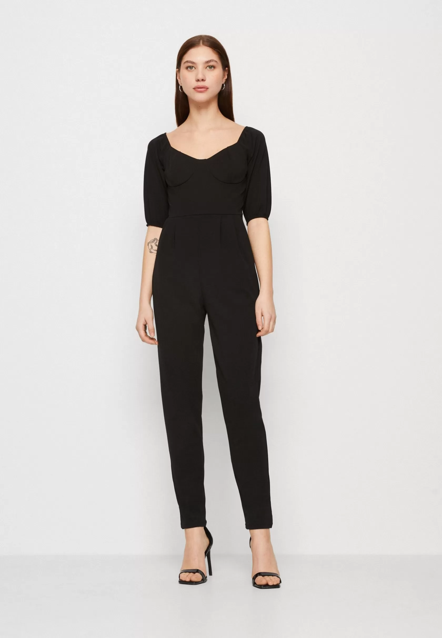 Jumpsuit^Wal G Alicia Straight Leg – Jumpsuit . Excellent